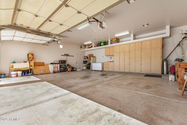 2244 E CAVALRY Road, New River, AZ 85087