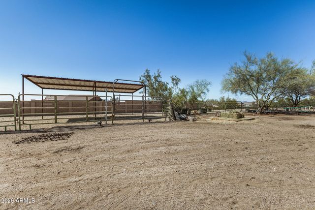 2244 E CAVALRY Road, New River, AZ 85087