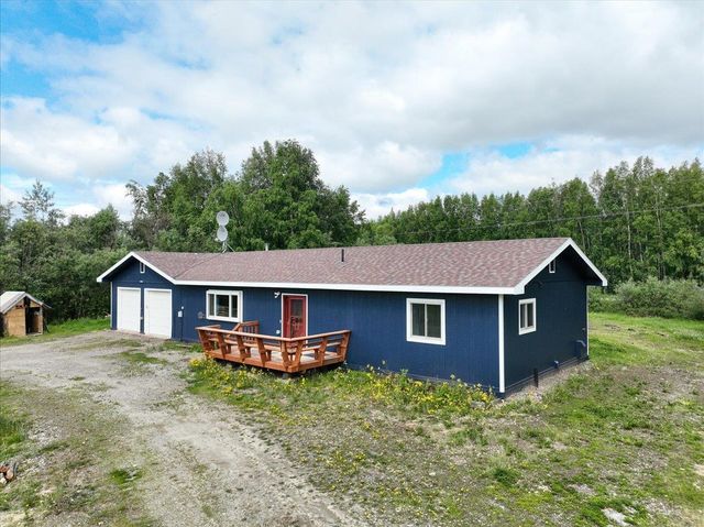 1385 BENN LANE, North Pole, AK 99705