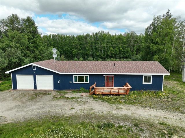 1385 BENN LANE, North Pole, AK 99705