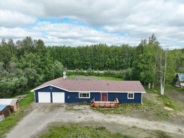 1385 BENN LANE, North Pole, AK 99705