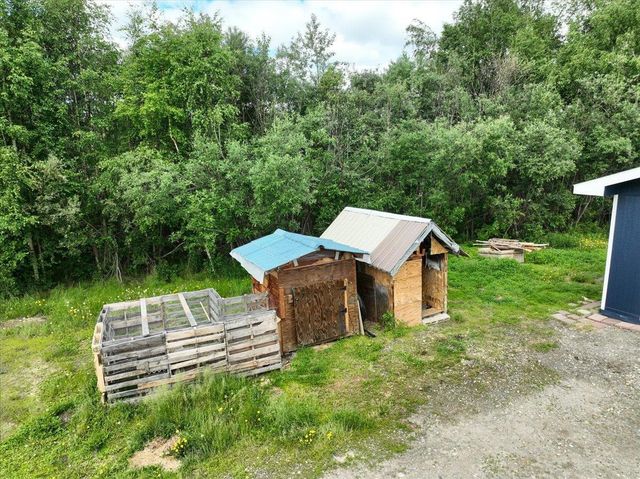 1385 BENN LANE, North Pole, AK 99705
