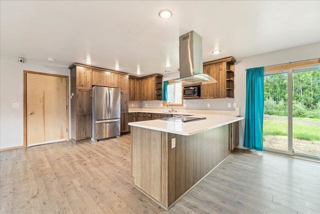 1385 BENN LANE, North Pole, AK 99705