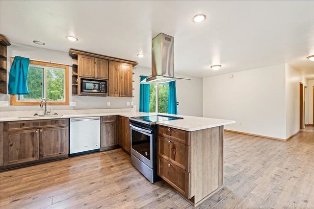 1385 BENN LANE, North Pole, AK 99705