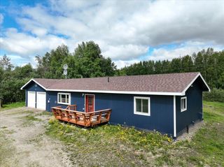 1385 BENN LANE, North Pole, AK 99705