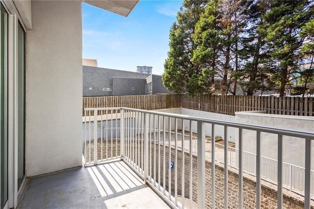 250 Pharr NE Road 208, Atlanta, GA 30305