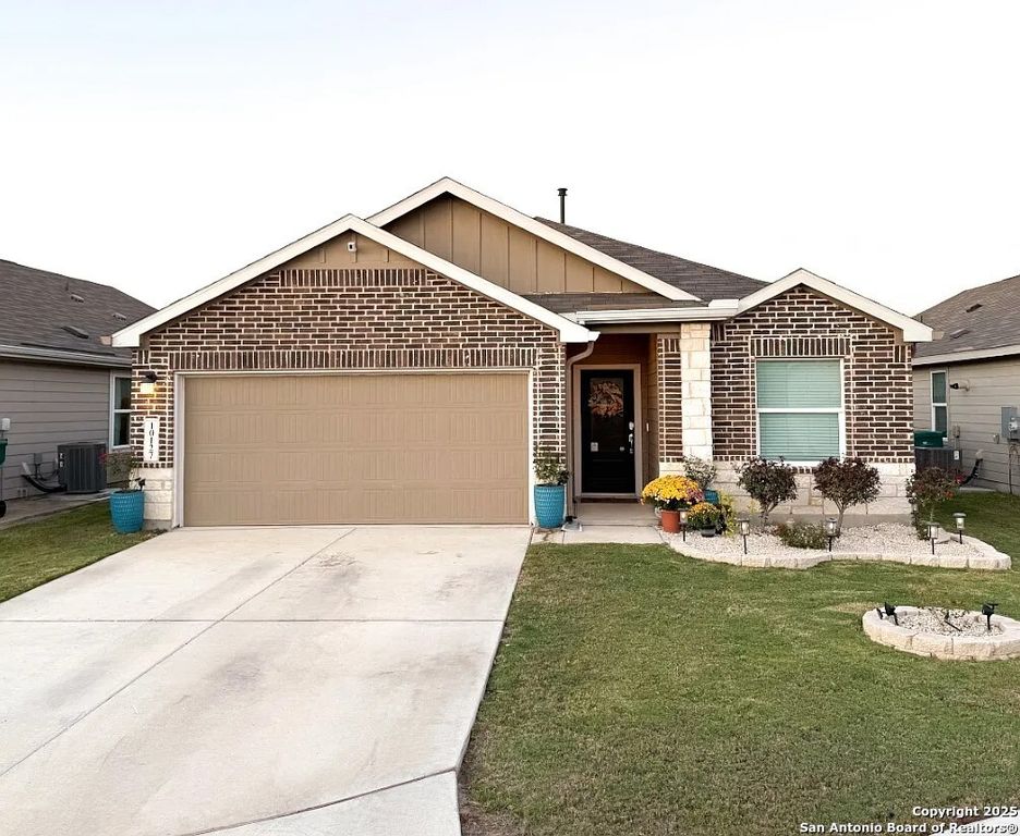 10127 Helios, Converse, TX 78109