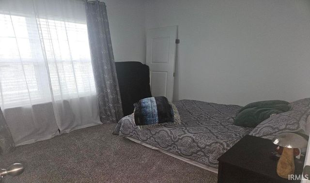 2126 Upland Ridge Way, Kokomo, IN 46902