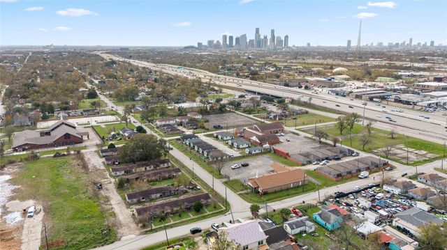 3121 Brewster Street, Houston, TX 77026