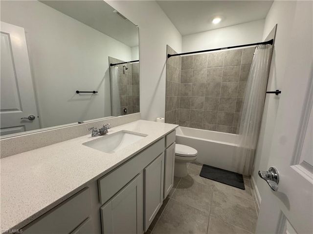 1024 Caloosa Breeze DR, Labelle, FL 33935