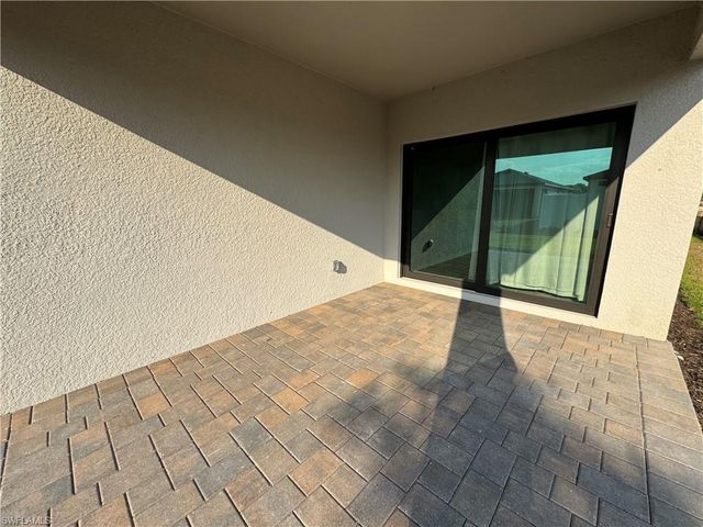 1024 Caloosa Breeze DR, Labelle, FL 33935