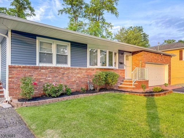 201 Douglas Rd, Roselle Boro, NJ 07203