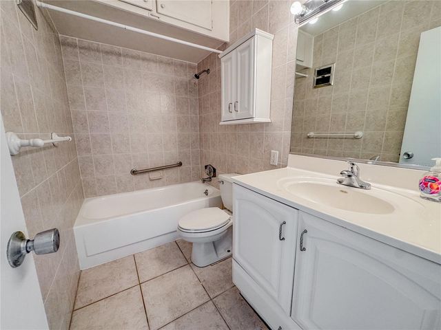 771 JOHN RINGLING BOULEVARD 3, Sarasota, FL 34236
