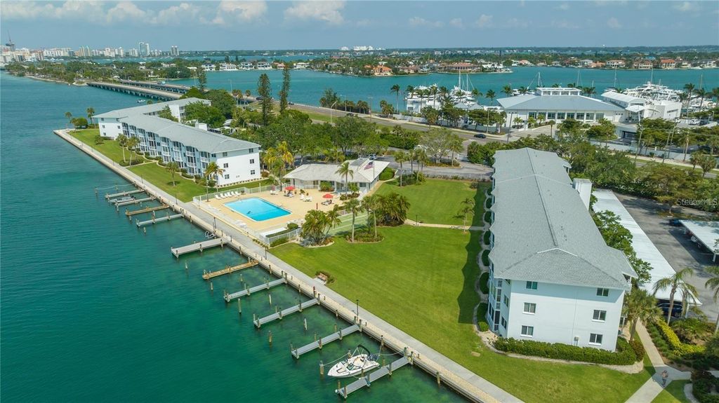 771 JOHN RINGLING BOULEVARD 3, Sarasota, FL 34236