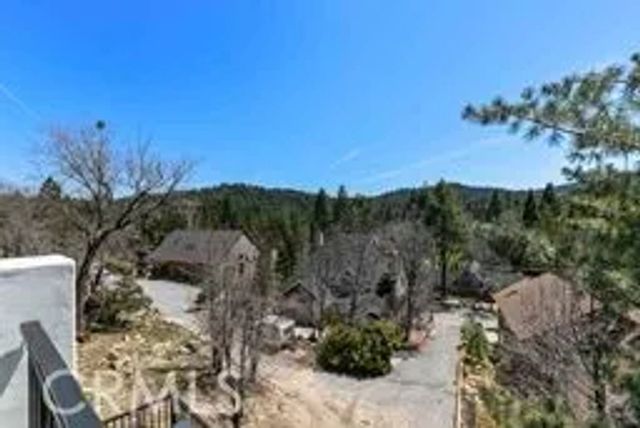 26665 Modoc Lane, Lake Arrowhead, CA 92352