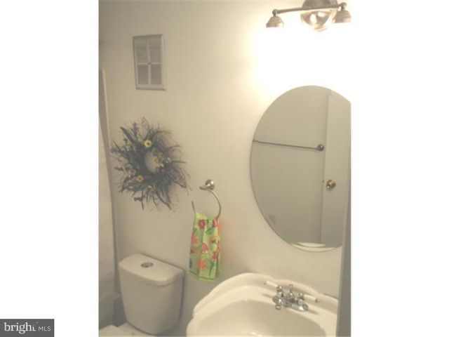 701 THORNTON CT, North Wales, PA 19454