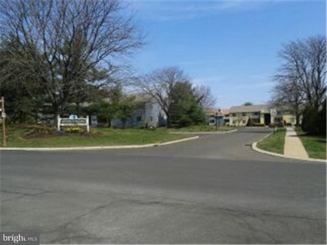 701 THORNTON CT, North Wales, PA 19454