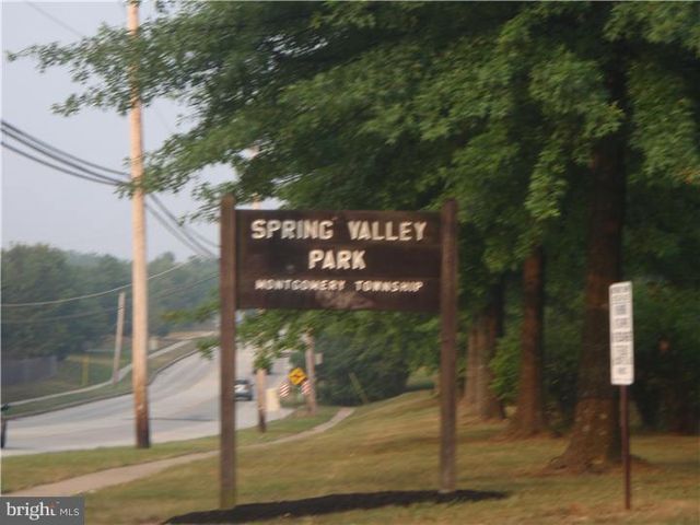 701 THORNTON CT, North Wales, PA 19454