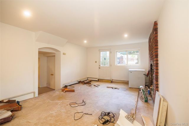1340 Siegfried Place, Bronx, NY 10465