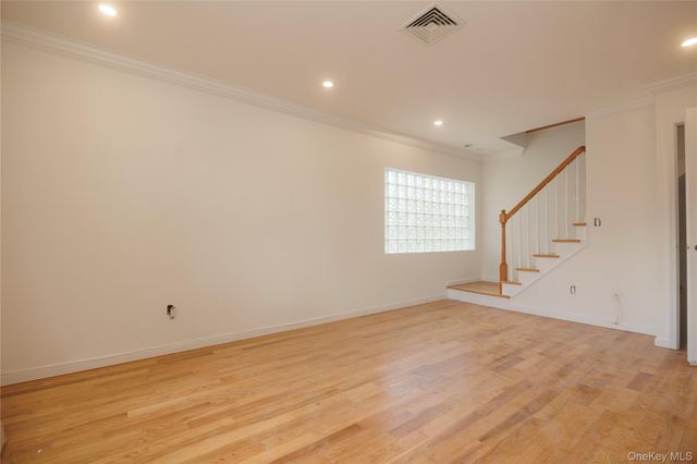1340 Siegfried Place, Bronx, NY 10465