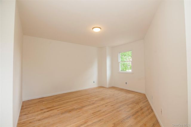 1340 Siegfried Place, Bronx, NY 10465