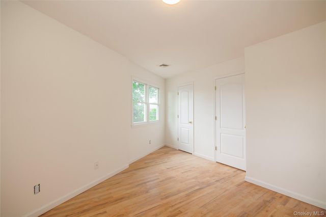 1340 Siegfried Place, Bronx, NY 10465
