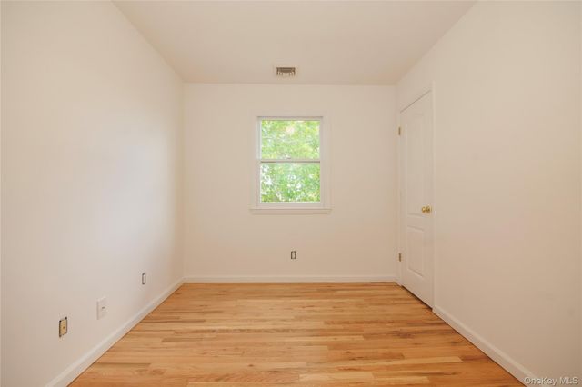 1340 Siegfried Place, Bronx, NY 10465