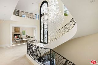 1350 Benedict Canyon Drive, Beverly Hills, CA 90210