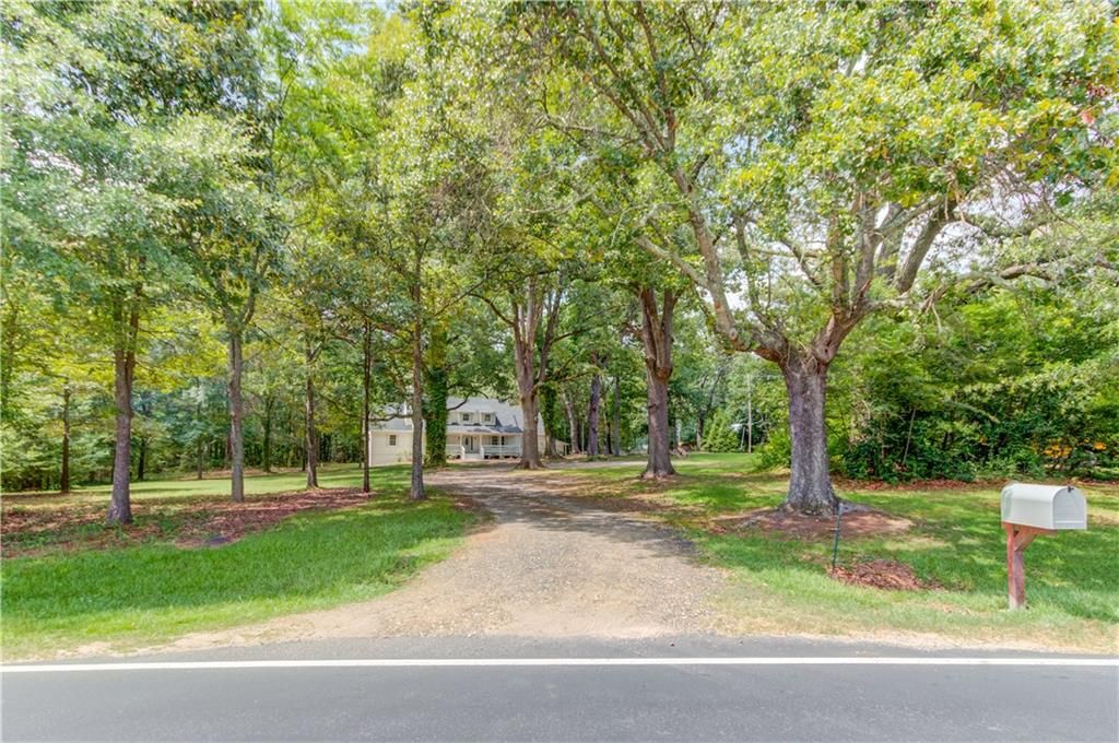 305 Punkin Junction Road, Winder, GA 30680