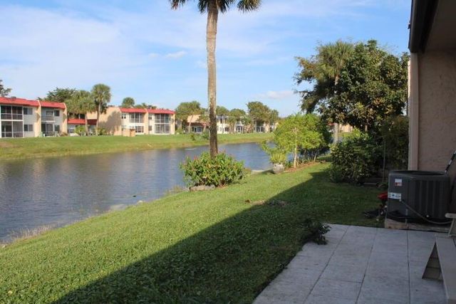 149 Lake Gloria Drive, West Palm Beach, FL 33411
