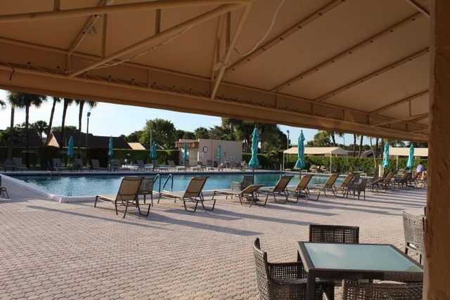 149 Lake Gloria Drive, West Palm Beach, FL 33411