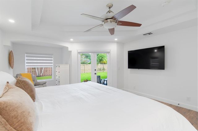 13590 Jonquil Place, Wellington, FL 33414
