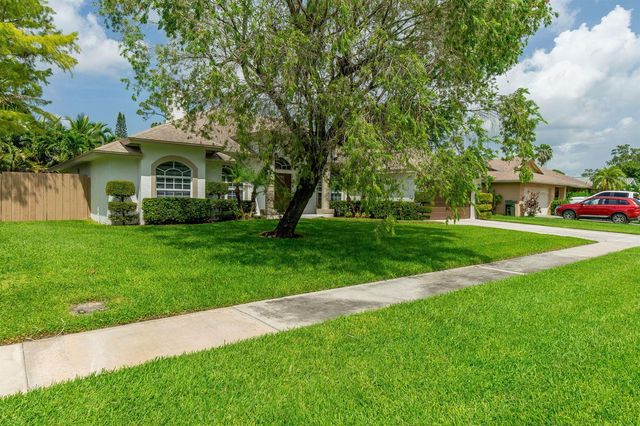 13590 Jonquil Place, Wellington, FL 33414