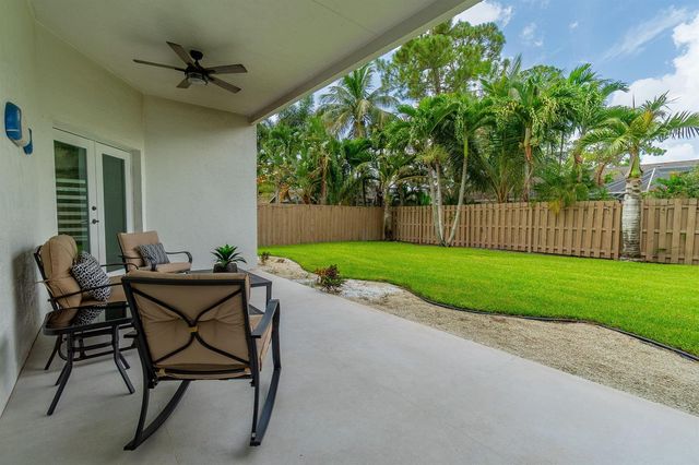 13590 Jonquil Place, Wellington, FL 33414