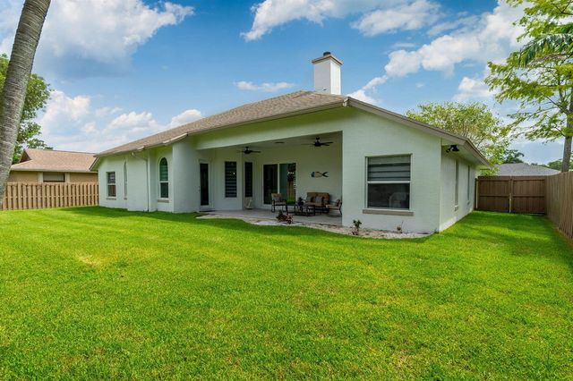 13590 Jonquil Place, Wellington, FL 33414