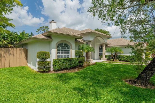 13590 Jonquil Place, Wellington, FL 33414