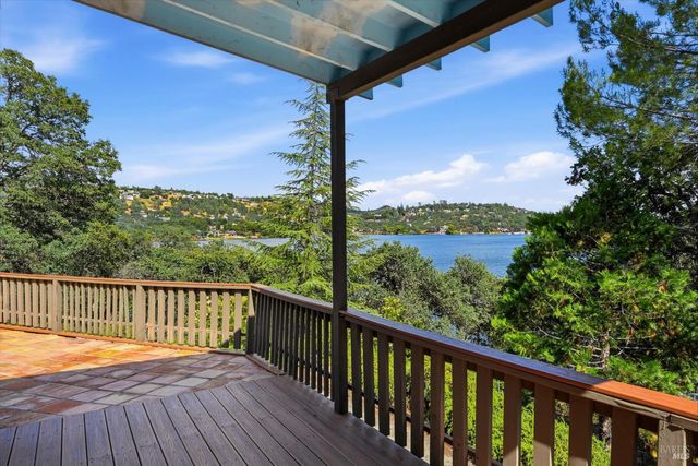 16945 Knollview Dr, Hidden Valley Lake, CA 95467