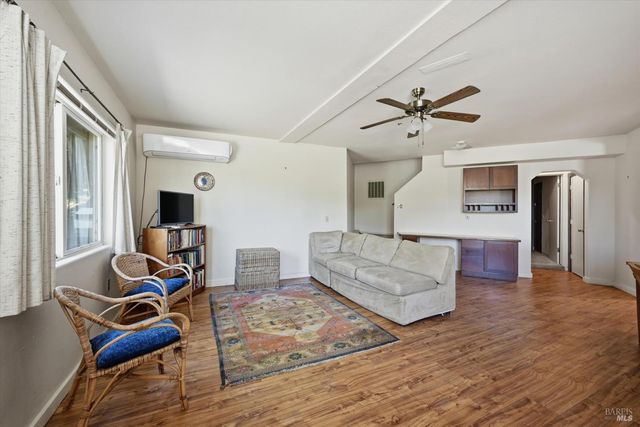 16945 Knollview Dr, Hidden Valley Lake, CA 95467