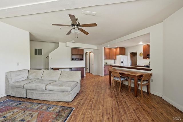 16945 Knollview Dr, Hidden Valley Lake, CA 95467