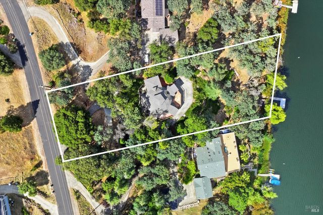 16945 Knollview Dr, Hidden Valley Lake, CA 95467