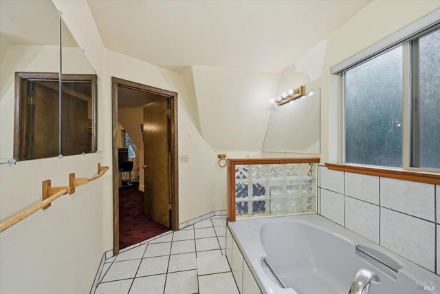 16945 Knollview Dr, Hidden Valley Lake, CA 95467