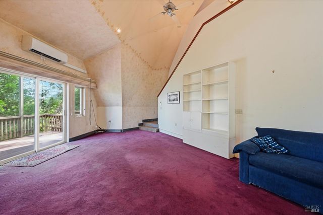 16945 Knollview Dr, Hidden Valley Lake, CA 95467