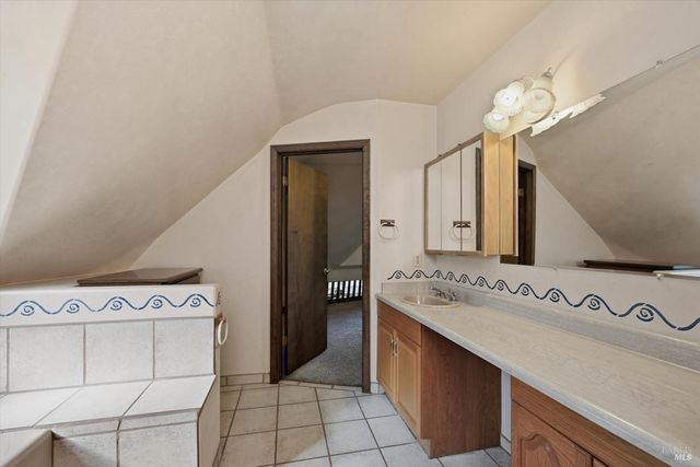 16945 Knollview Dr, Hidden Valley Lake, CA 95467