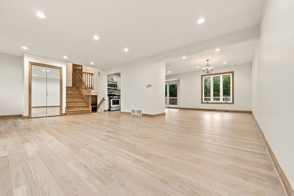 314 S Meier Road, Mount Prospect, IL 60056 — photo 5