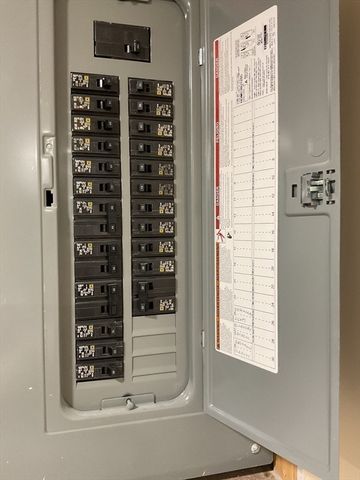 77 Christy Ave, Dracut, MA 01826