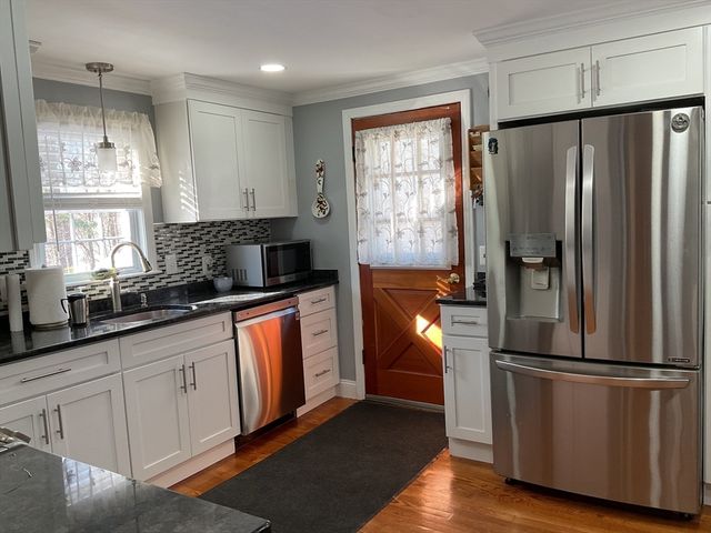 77 Christy Ave, Dracut, MA 01826