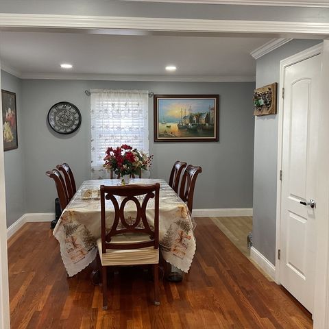 77 Christy Ave, Dracut, MA 01826