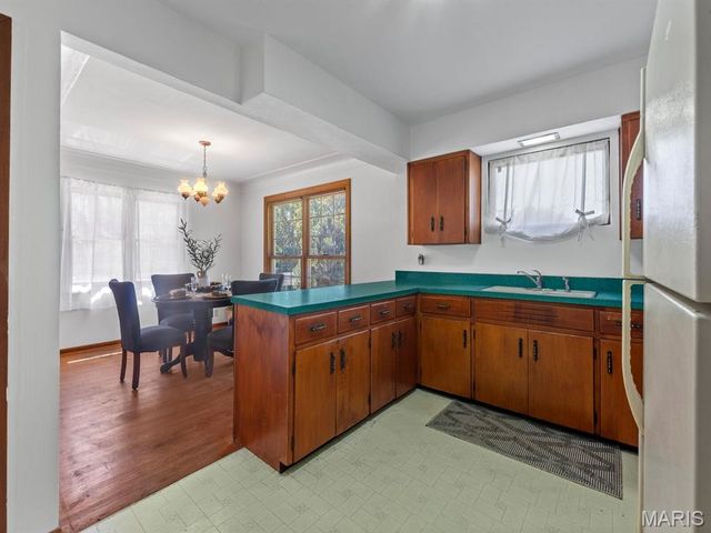 1507 W Main Street, Collinsville, IL 62234