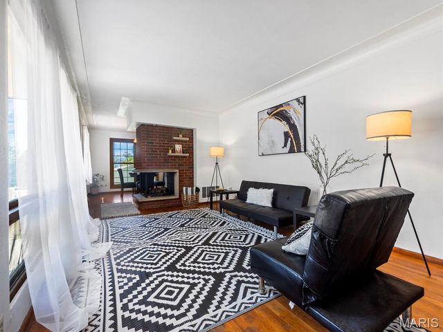 1507 W Main Street, Collinsville, IL 62234