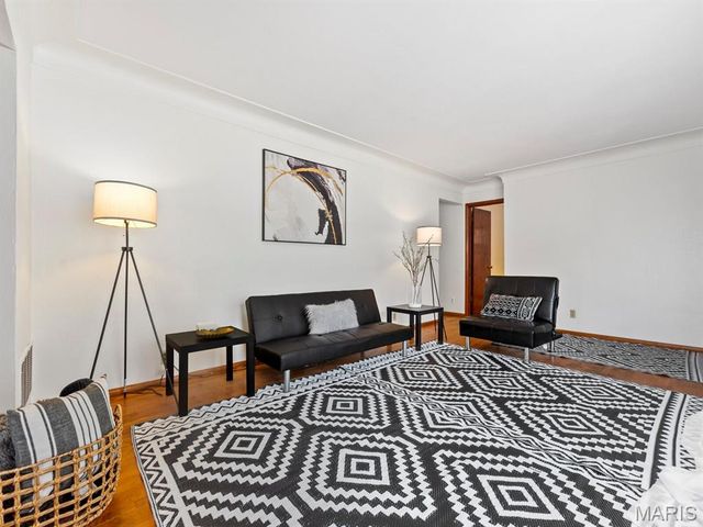 1507 W Main Street, Collinsville, IL 62234